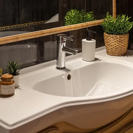 Vandrarhem Nordik Village - 